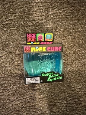 Needoh Nice Cube Super Solid Squish! - Blue